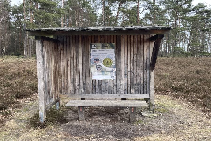 Kleiner Wetterschutz auf der Heideschleife Radenbachtal