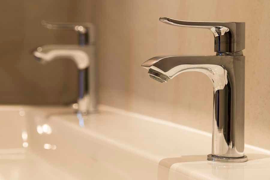 Bad (Beispiel 3) im Hotel Acht Linden in Egestorf