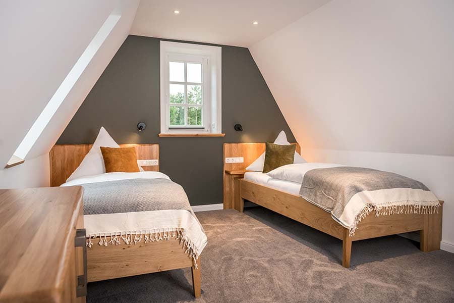 5 Sterne Ferienhaus Bockelmann Bispingen mit 4 Schlafzimmern in der Lüneburger Heide