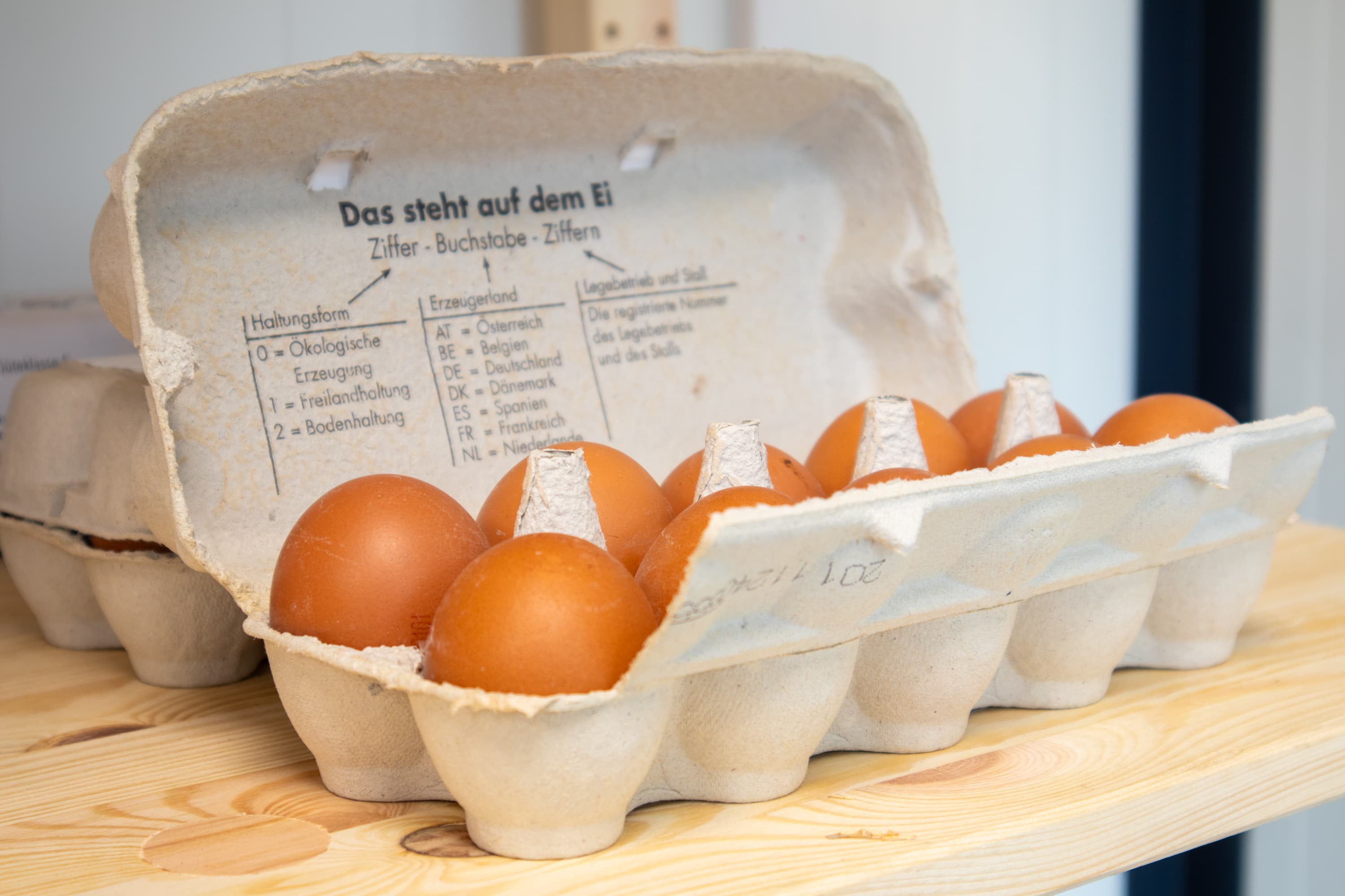 Regionale Eier von Hühnern aus der Heide