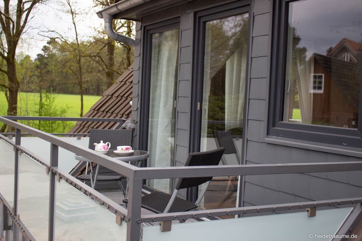 Balkon Pedalritter der Heideträume Appartements in Undeloh
