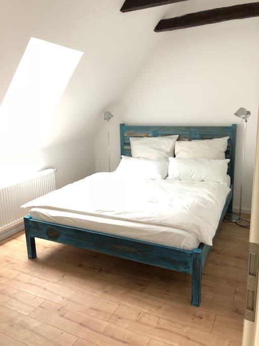 Kleines Schlafzimmer (160x200)