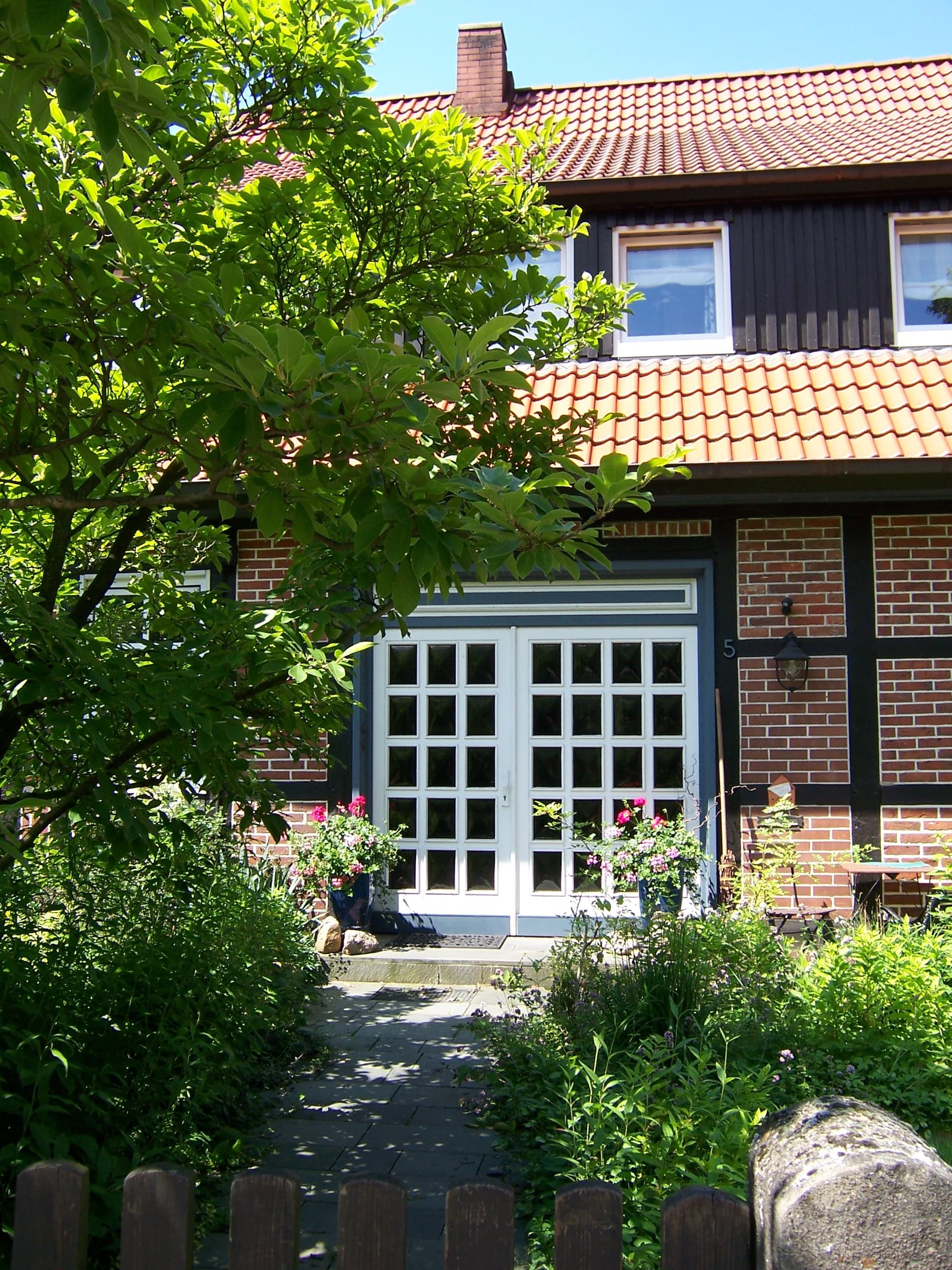 Eingang Junkernstrasse der Ferienwohnungen Atelier am Markt in Hermannsburg